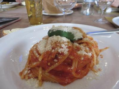 レストランColle Bettaforcaのトマトパスタ